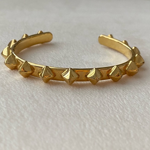 Stella & Dot open studded cuff bracelet. Gold tone. - Picture 1 of 1